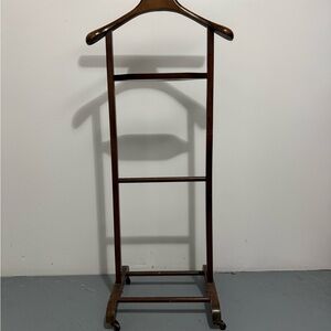 Vintage Horizon Men's Suit Valet Stand - Mid-Century Wood